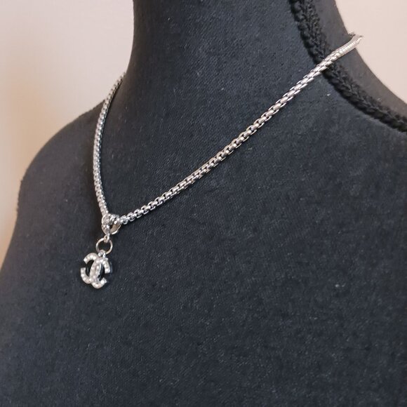 Handmade Crystal Pendant Necklace 18" Stainless Steel Chain, 0.75" Pend… - Picture 4 of 8